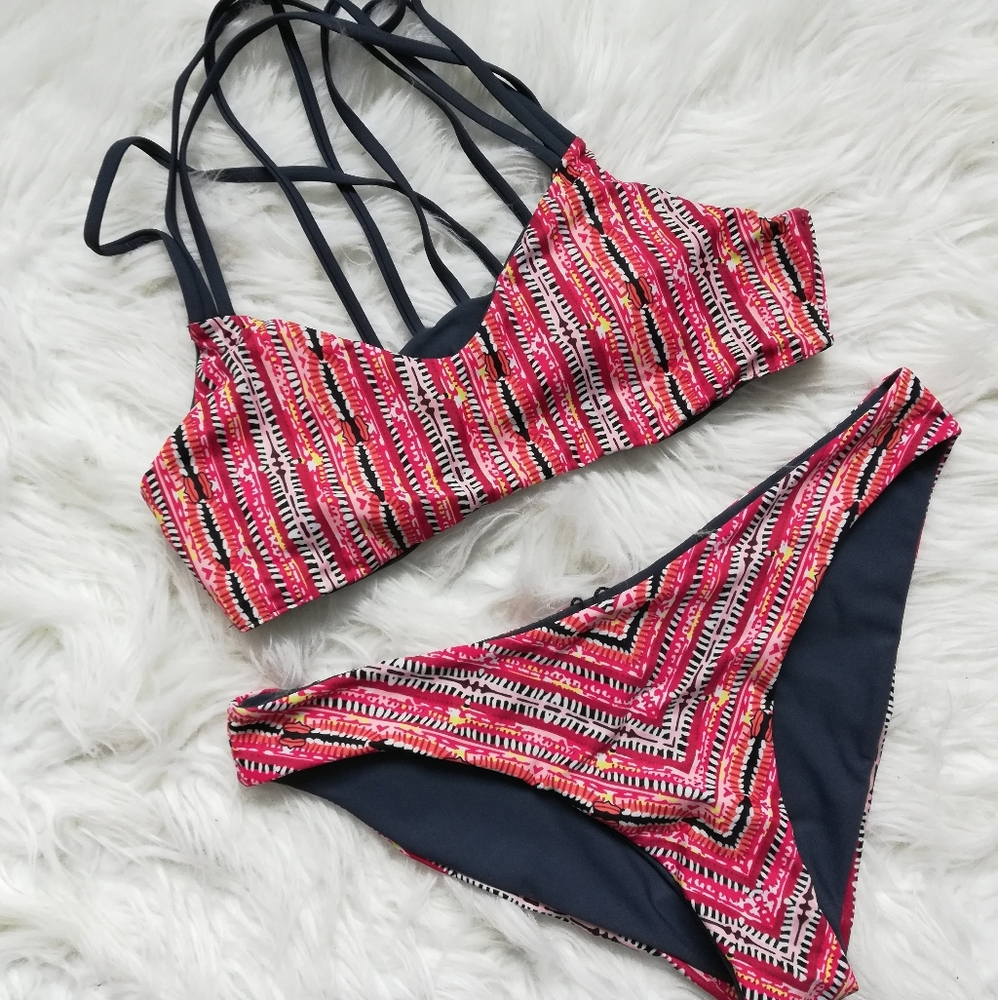 Tribal Reversible Cupshe Bikini